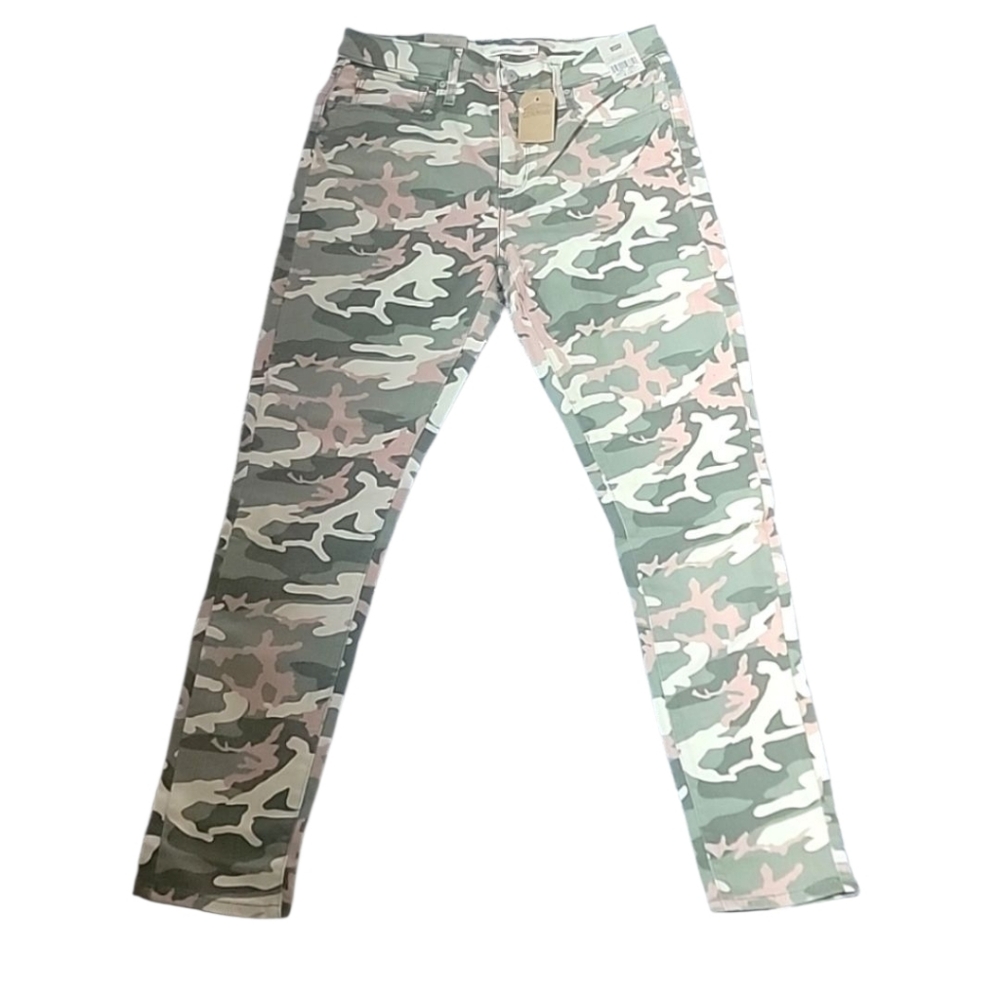 Levi's Pink & Green 721 High Rise Skinny Camo Jeans‎ Size 31